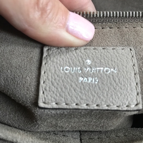 Louis Vuitton Handbags - Louis Vuitton Lockit MM